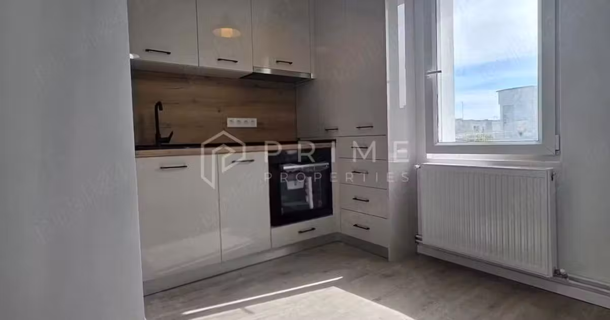 Apartament de vânzare cu 3 camere în zona Unirii, Târgu Mureș