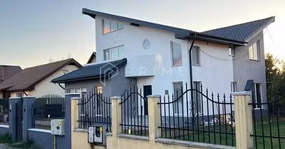 Casă 7 Noiembrie