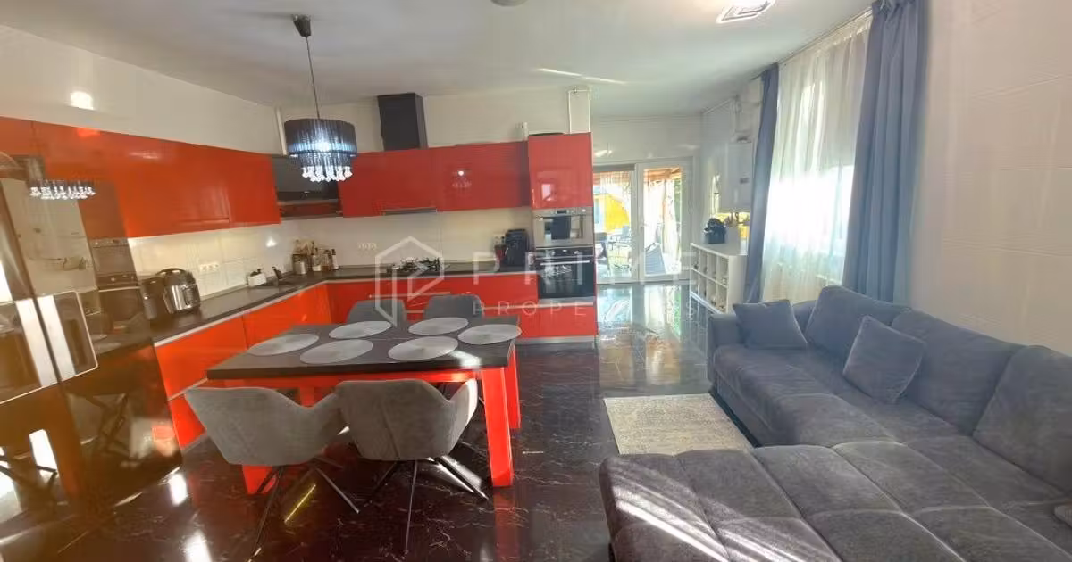 Duplex de vânzare cu 4 camere în Sâncraiu de Mureș