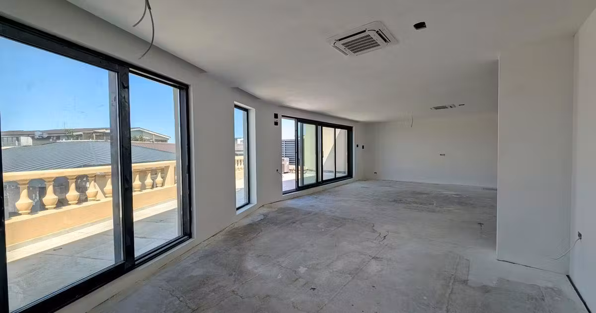 Penthouse de vânzare cu 4 camere în zona Herăstrău, Sector 1