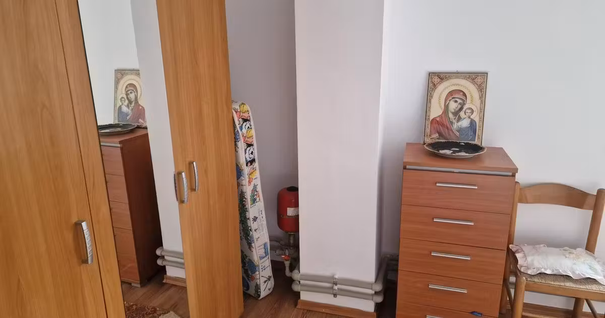 Casă individuală de vânzare cu 6 camere în Corbii Mari