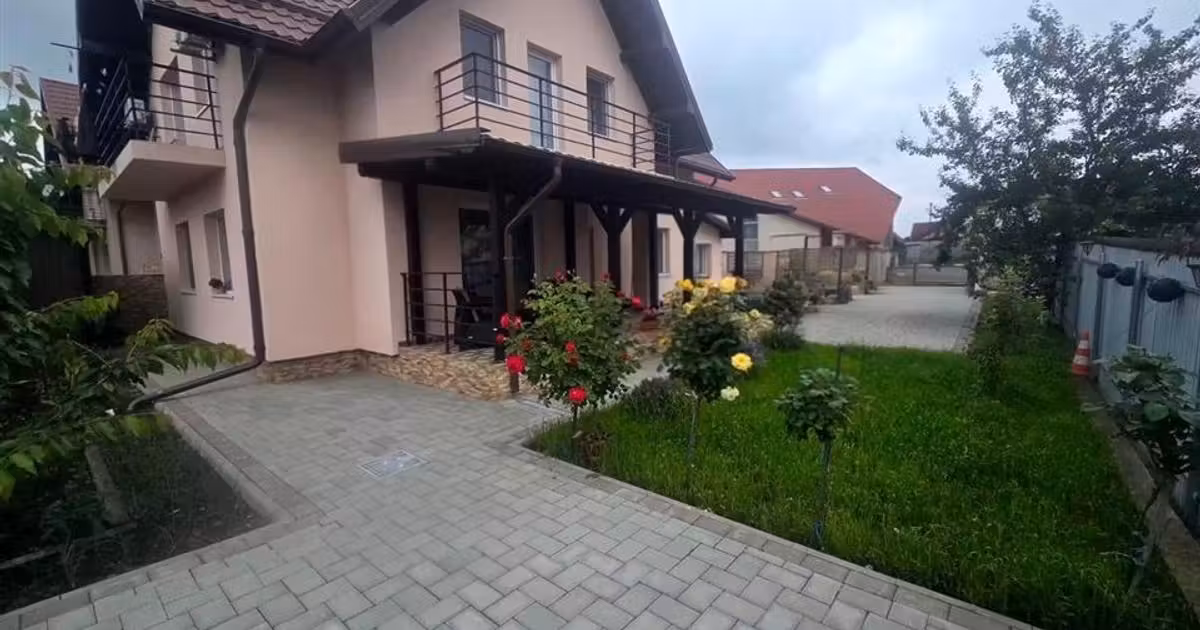 Casă individuală de vânzare cu 4 camere, mobilată în Moara Nica