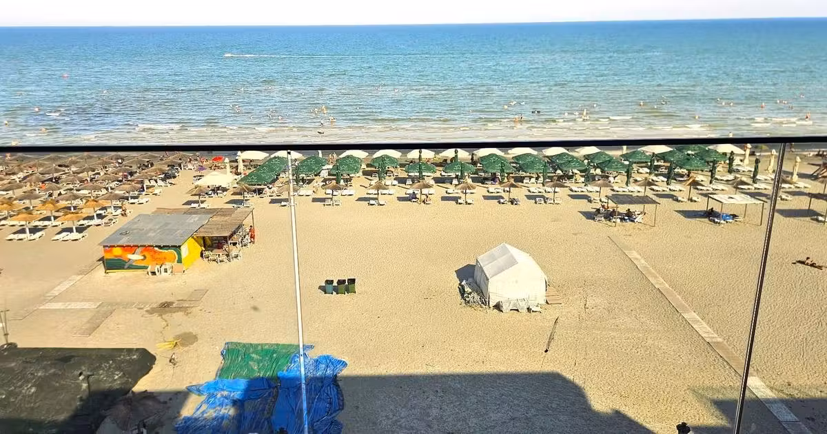 Apartament de vânzare cu 3 camere în Mamaia-Sat