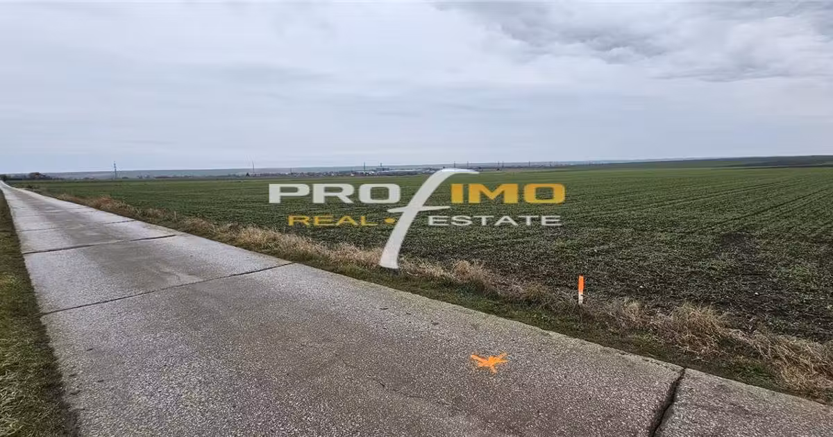 Teren agricol extravilan de vânzare de 4200 mp, în Corbu
