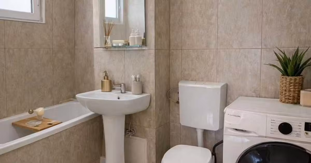 Apartament de vânzare cu 3 camere în zona Dacia, Constanța