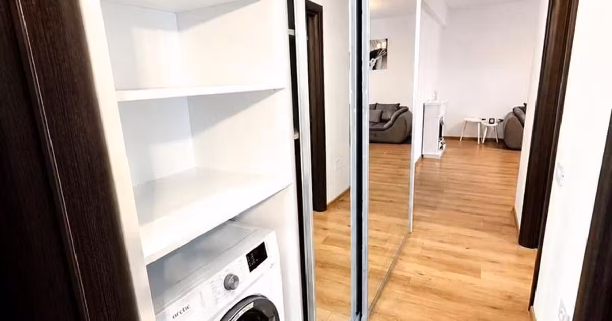 Apartament de vânzare cu 2 camere, mobilat în zona Tomis Plus, Constanța