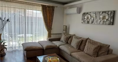 Casă Peninsulă