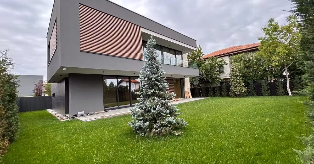 Casă individuală de vânzare cu 5 camere, mobilată în zona Iancu Nicolae, Sector 1