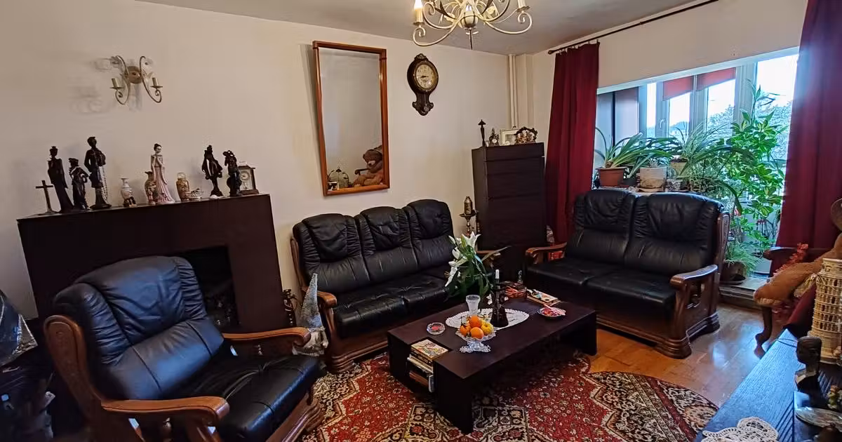 Apartament de vânzare cu 3 camere în zona Centrul Civic, Brașov