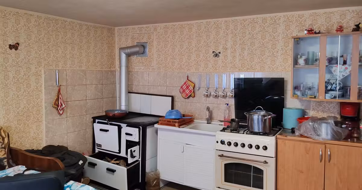 Casă individuală de vânzare cu 5 camere în Satu Nou