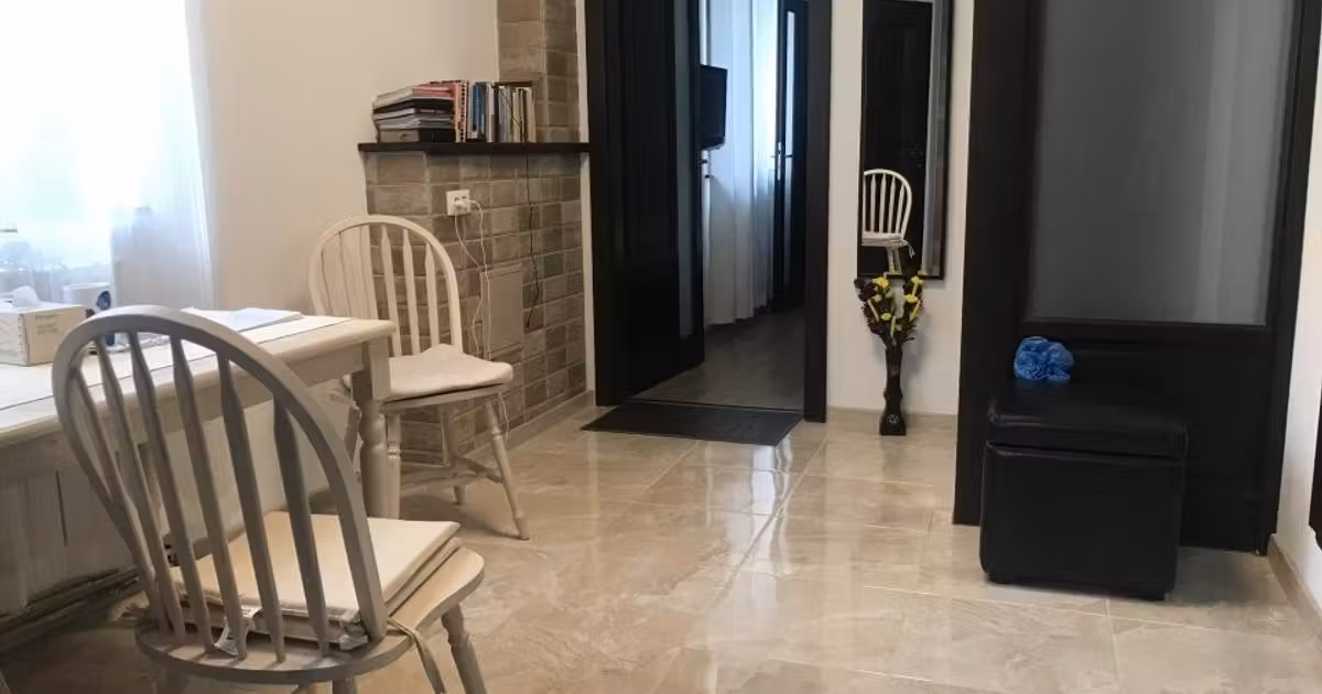 Apartament de vânzare cu 3 camere în zona Centrul Istoric, Brașov