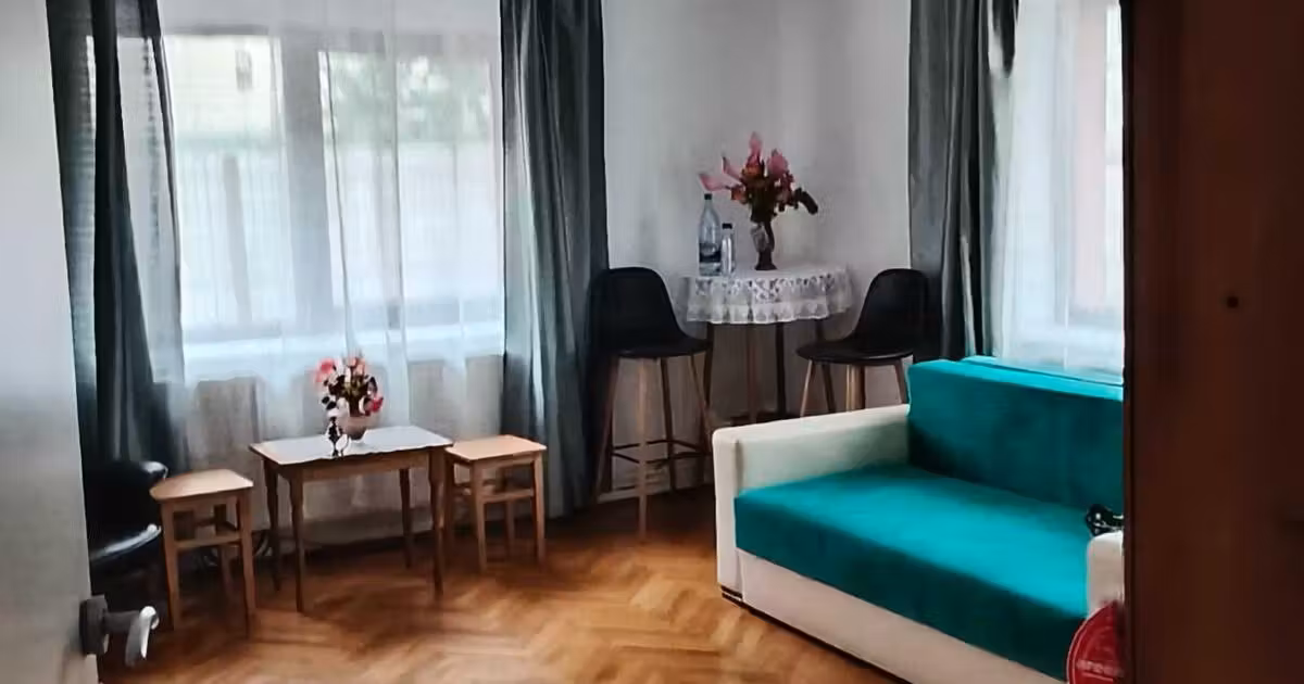 Garsonieră de vânzare, mobilată în zona Astra, Brașov