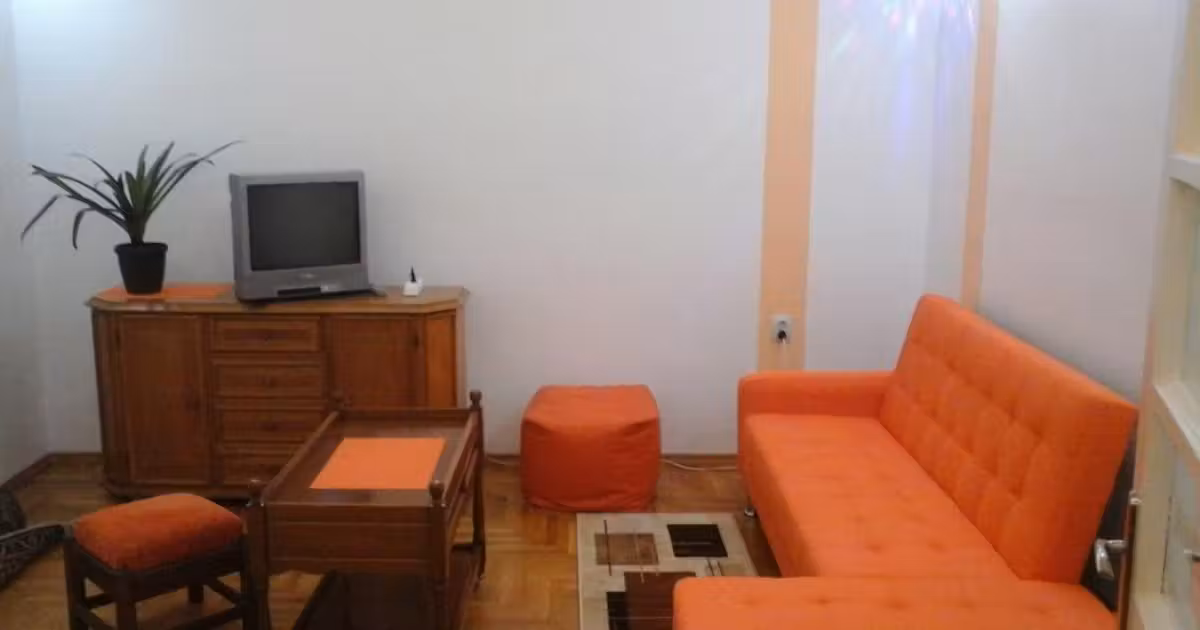 Apartament de vânzare cu 2 camere în zona Ultracentral, Brașov
