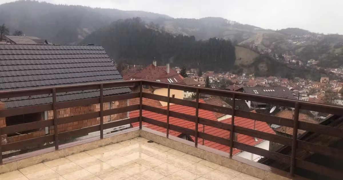 Casă individuală de vânzare cu 4 camere în zona Schei, Brașov