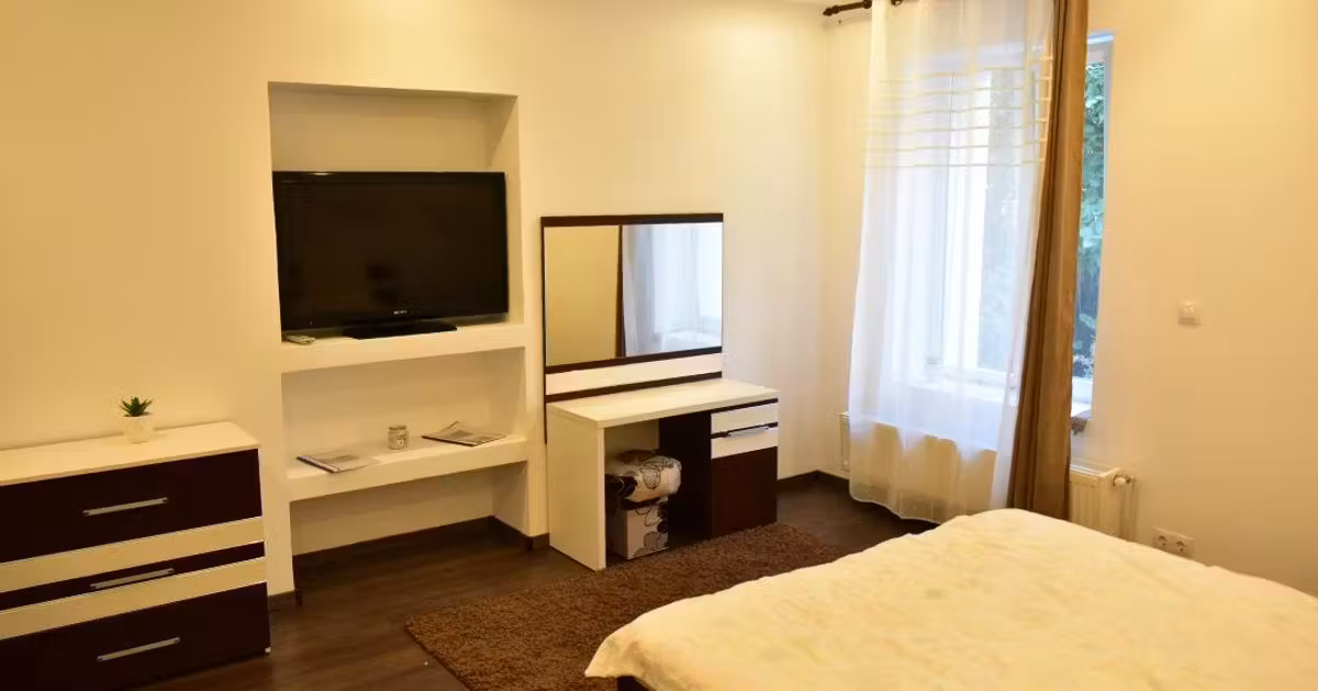 Apartament de vânzare cu 2 camere, mobilat în zona Centrul Istoric, Brașov