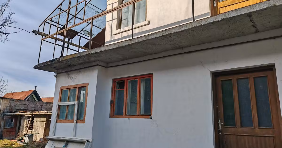 Casă individuală de vânzare cu 5 camere în Râșnov