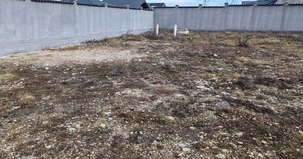 Casă individuală de vânzare cu 3 camere în Tărlungeni