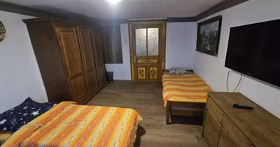Casă Schei