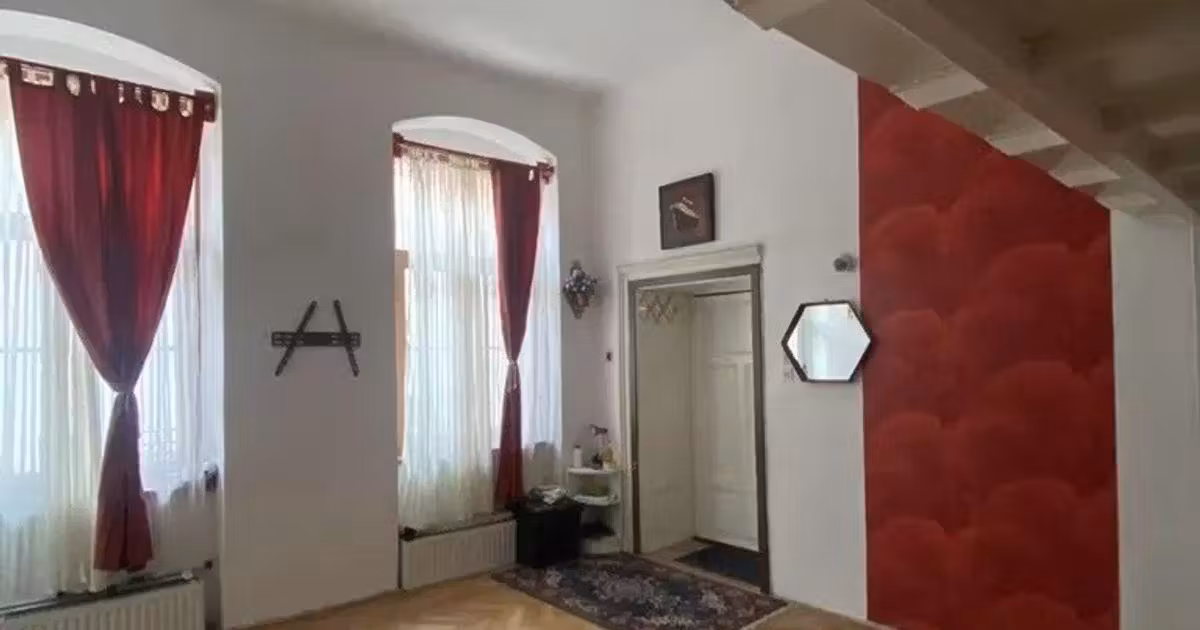 Garsonieră de vânzare în zona Centrul Istoric, Brașov