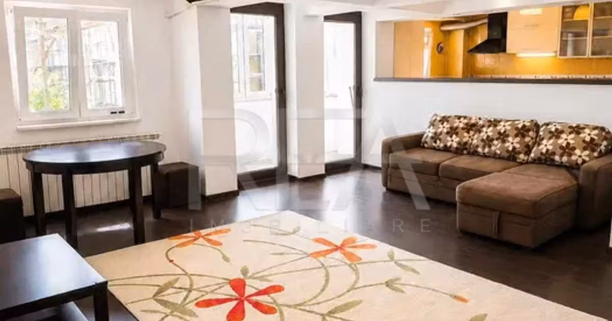 Apartament de vânzare cu 3 camere, mobilat în zona Calea Călărașilor, Sector 3