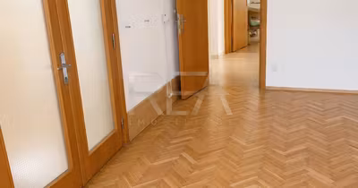 Apartament Muncii