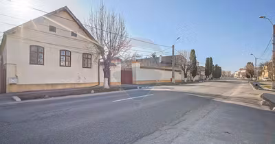 Casă Tractorul