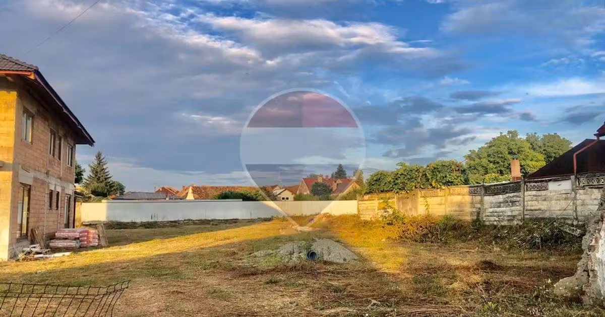Teren Construcții intravilan de vânzare de 1300 mp, în Făgăraș