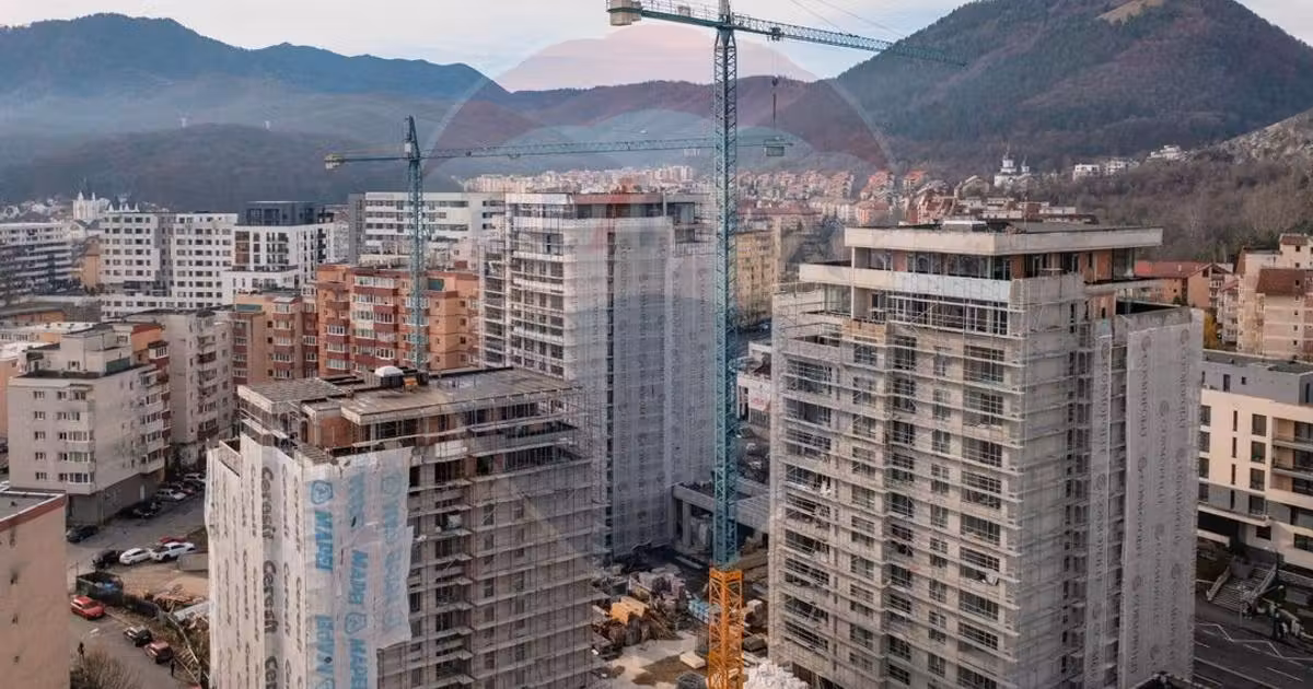 Apartament de vânzare cu 2 camere în zona Răcădău, Brașov
