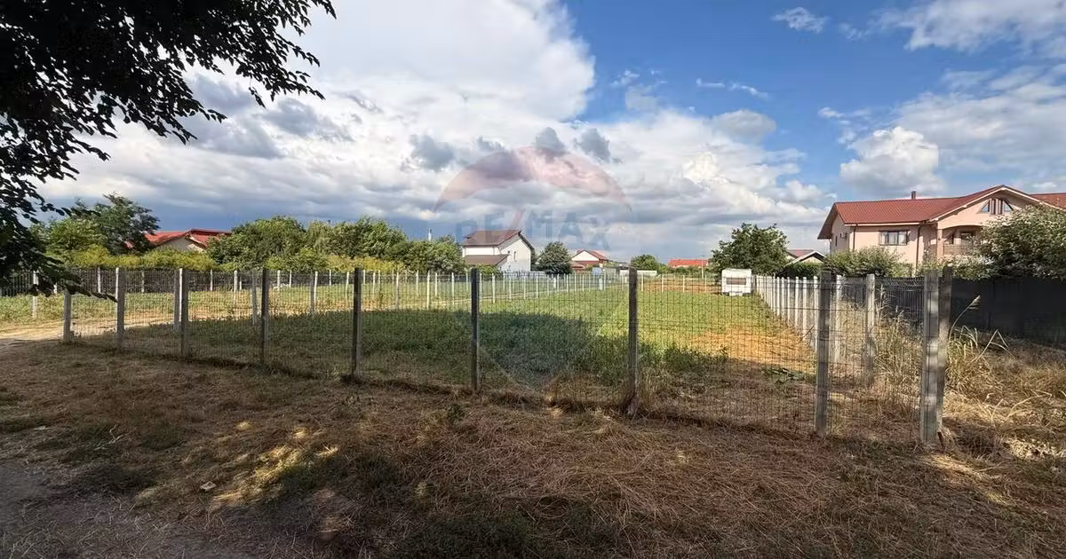 Teren Construcții intravilan de vânzare de 580 mp, în Golești