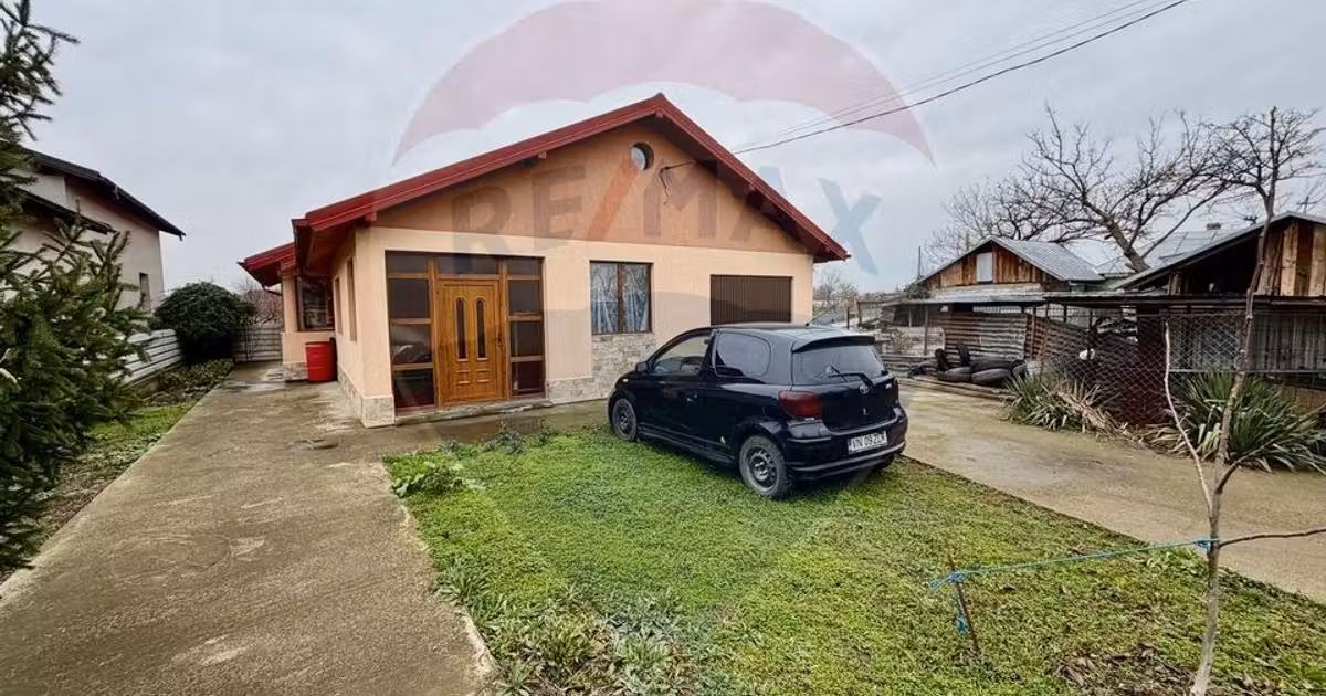 Casă individuală de vânzare cu 4 camere în Vânători