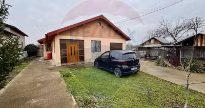 Casă Vânători