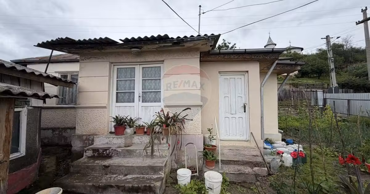 Casă individuală de vânzare cu 3 camere în Odobești