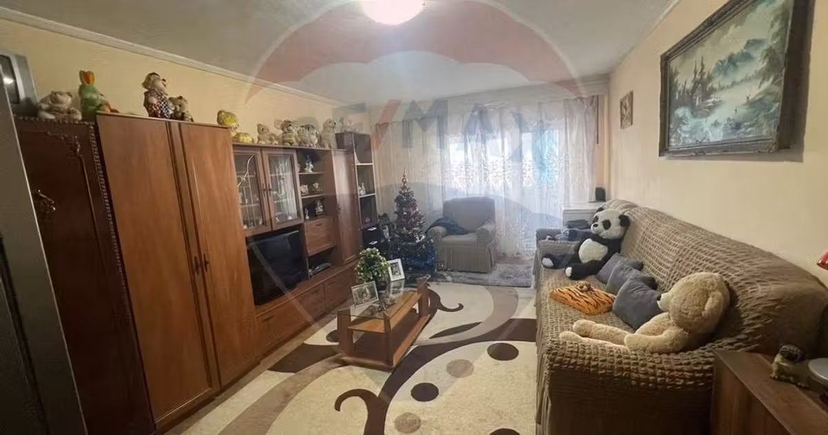 Apartament de vânzare cu 2 camere, mobilat în zona Brăilei, Focșani