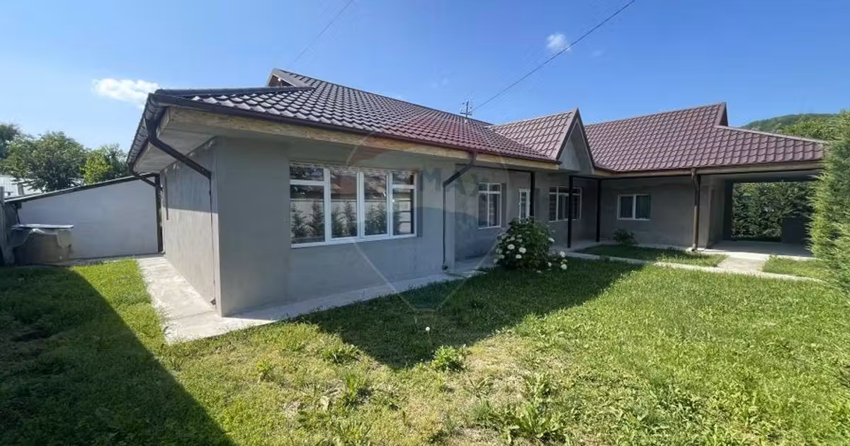 Casă de vânzare cu 3 camere în Roșioara