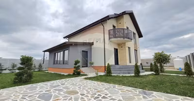 Casă Vânători