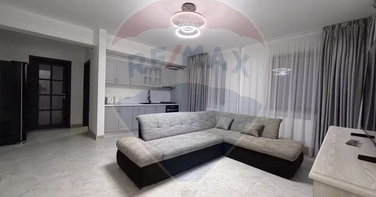 Apartament de vânzare cu 3 camere în zona Burdujeni, Suceava