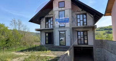 Casă Preutești