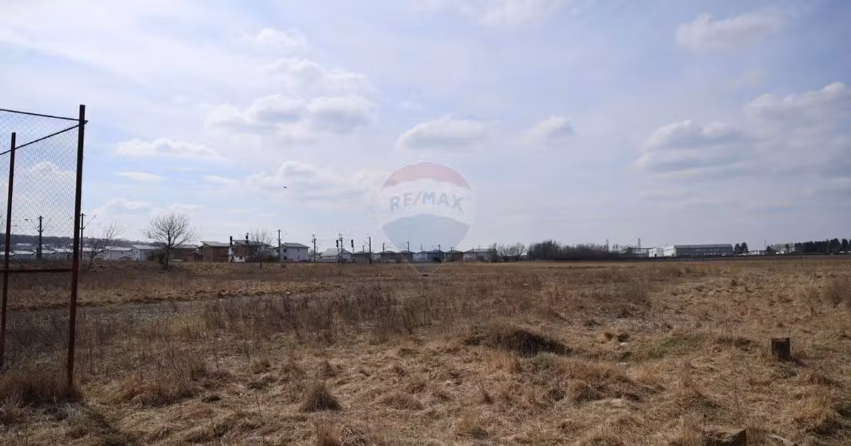 Teren Construcții intravilan de vânzare de 2900 mp, în Șcheia