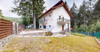 Casă Schei