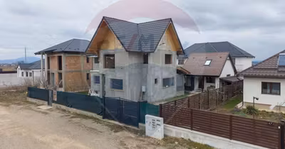 Casă Astra