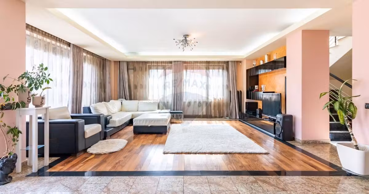 Casă individuală de vânzare cu 7 camere, mobilată în Corbeanca