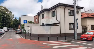 Casă Domenii