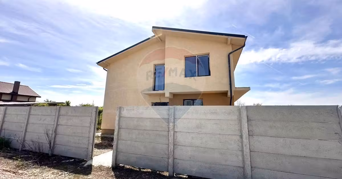 Casă individuală de vânzare cu 6 camere în Balotești