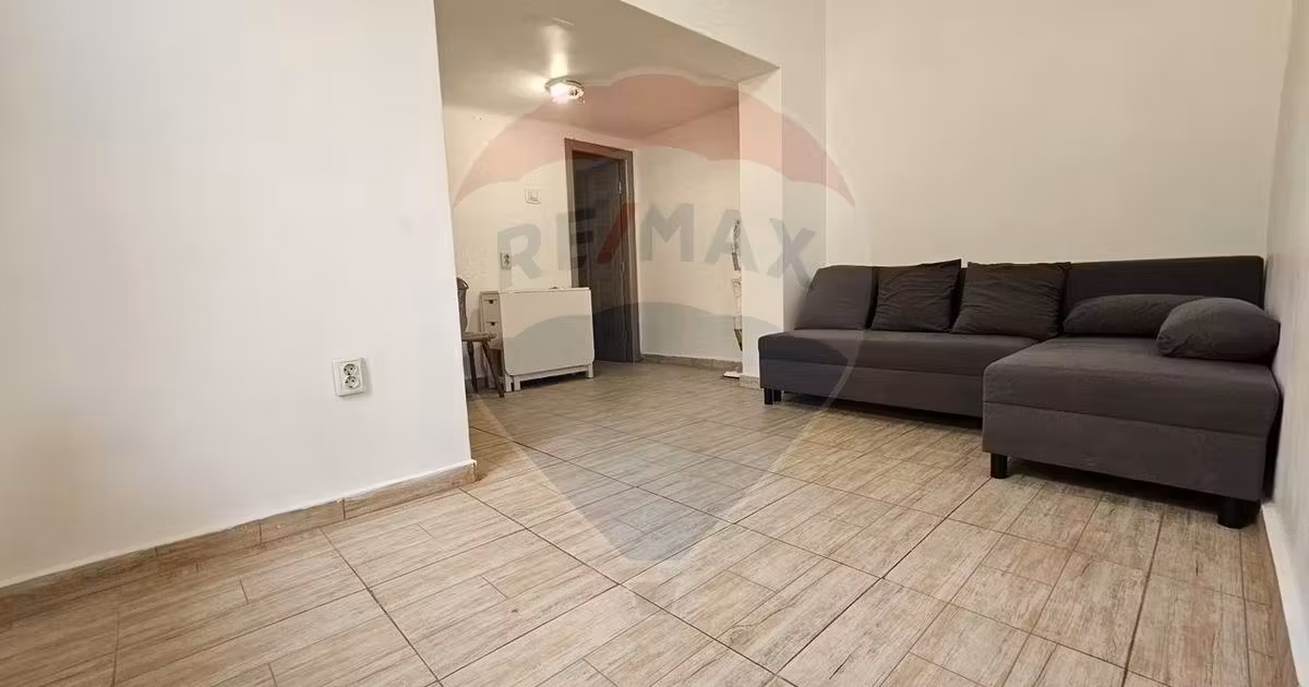 Casă individuală de vânzare cu 2 camere în zona Calea Călărașilor, Sector 3