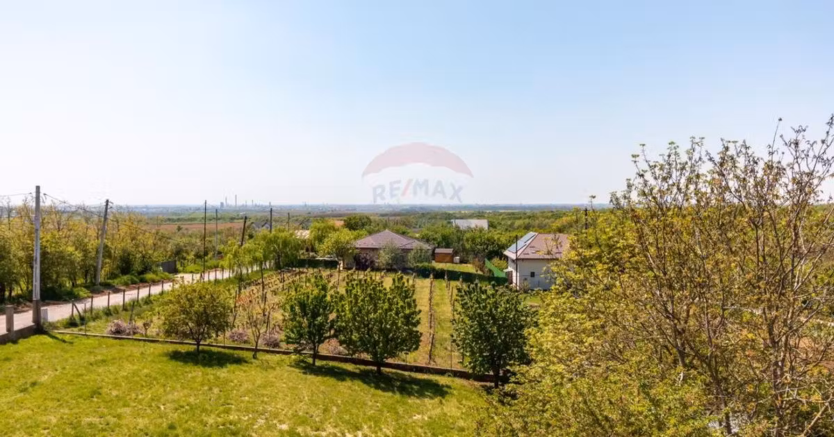 Teren Construcții intravilan de vânzare de 1018 mp, în Gâlmeia