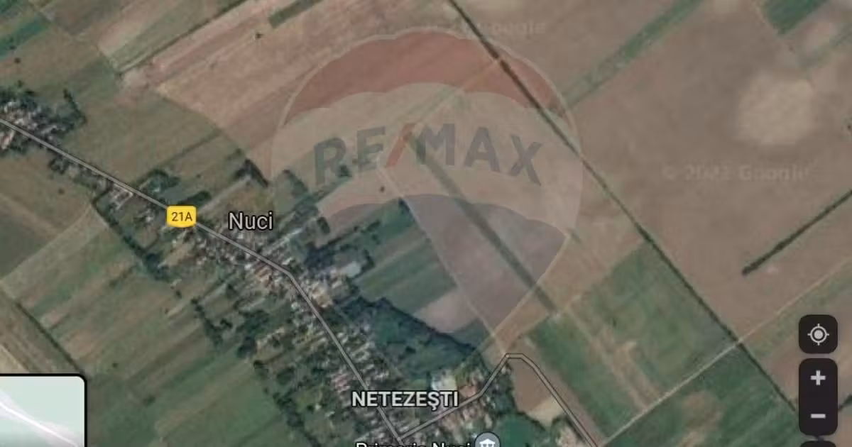 Teren Construcții intravilan de vânzare de 22269 mp, în Nuci