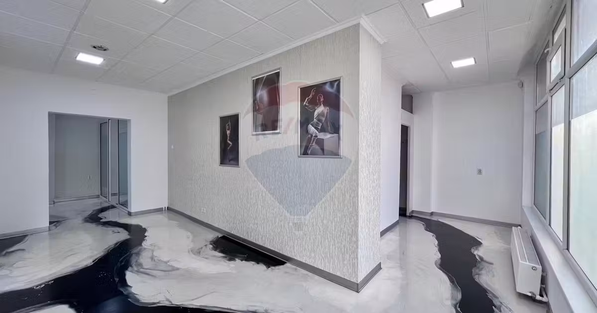 Spațiu comercial de vânzare de 142.8 mp, în zona Gării, Brăila