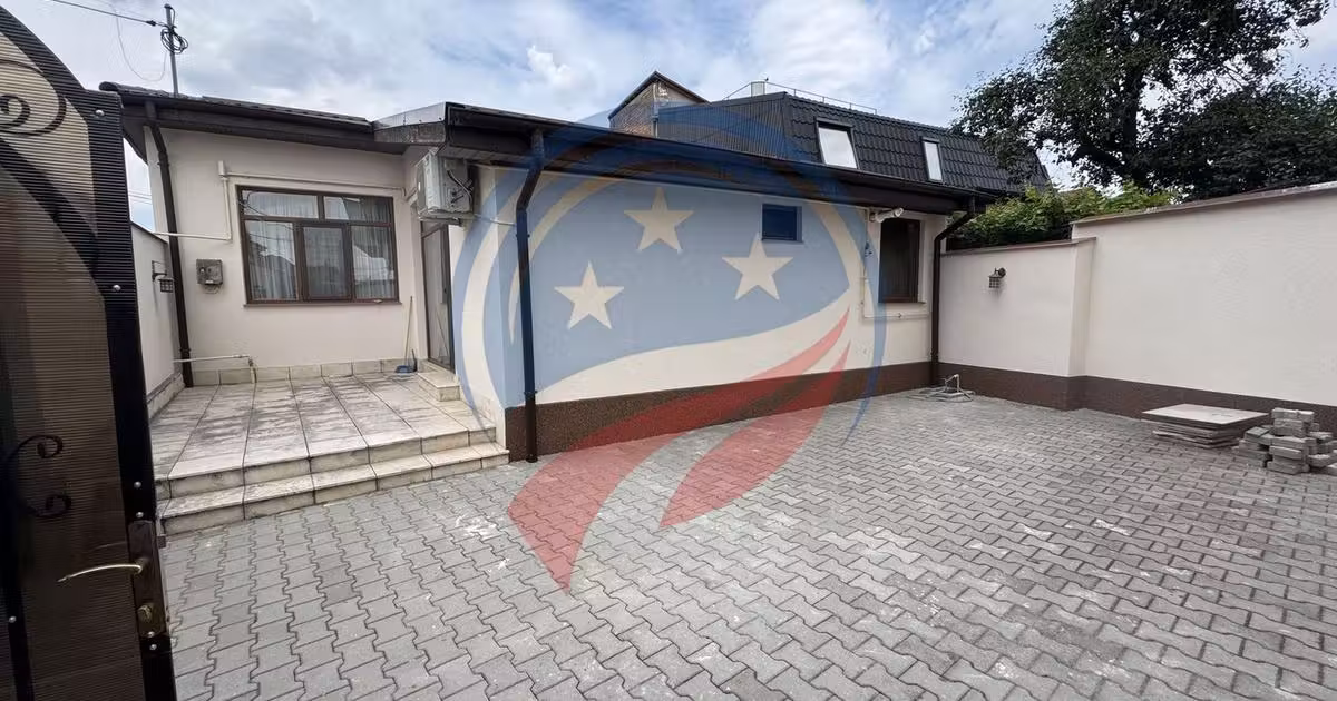 Casă individuală de vânzare cu 4 camere în zona Central, Craiova