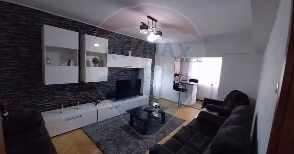 Apartament de vânzare cu 3 camere, mobilat în zona Calea Severinului, Craiova