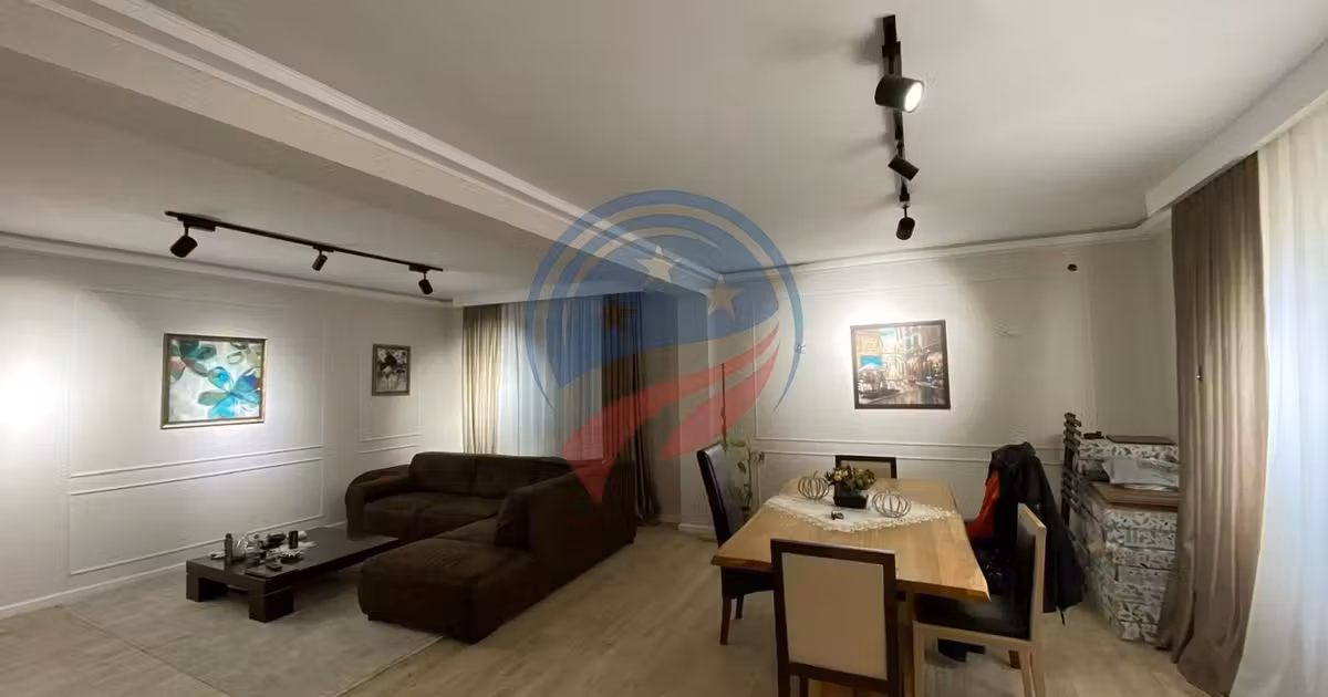 Casă individuală de vânzare cu 5 camere în zona Central, Craiova